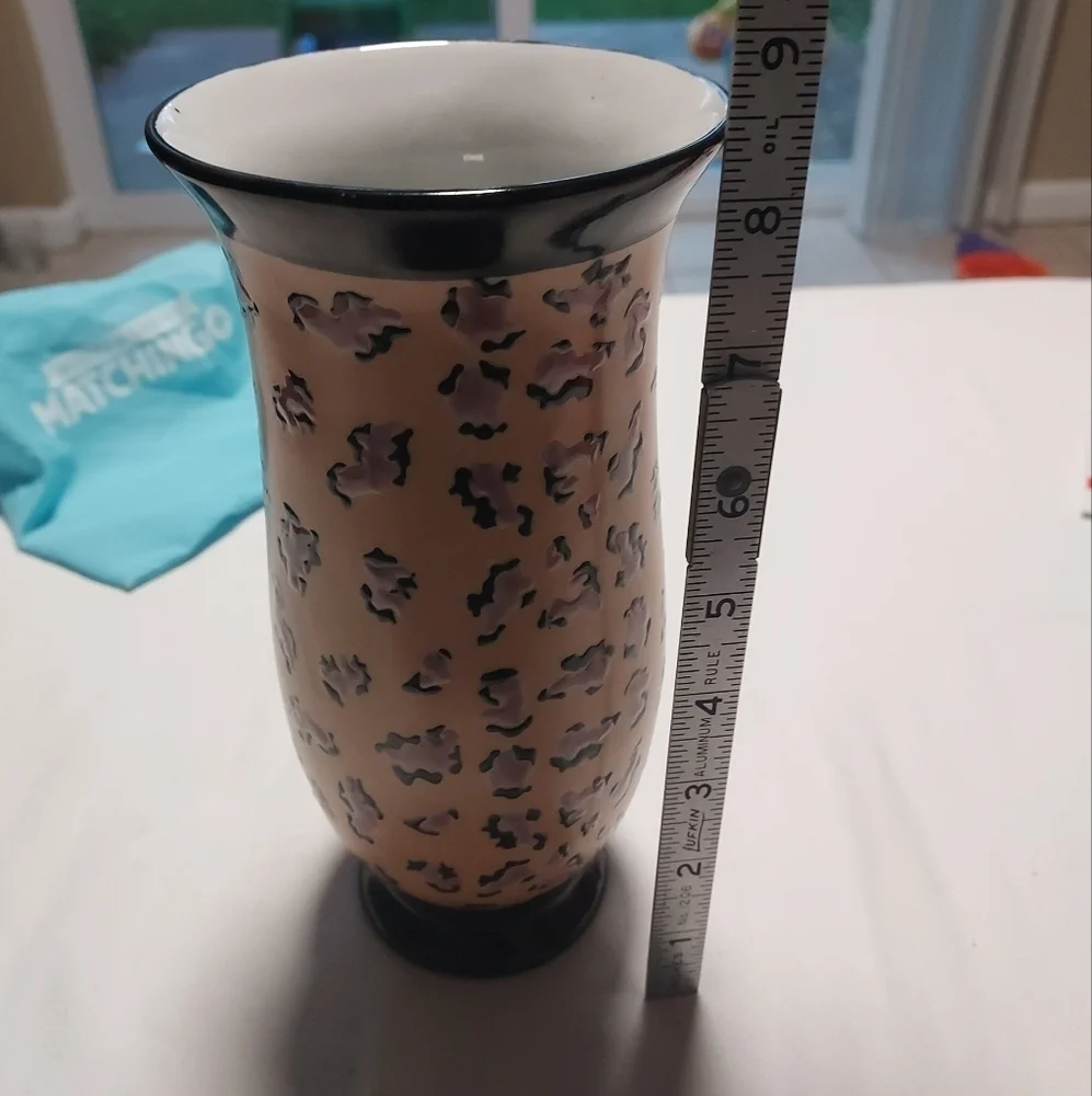 1980'S Hand Painted Chinese Decorative Vase